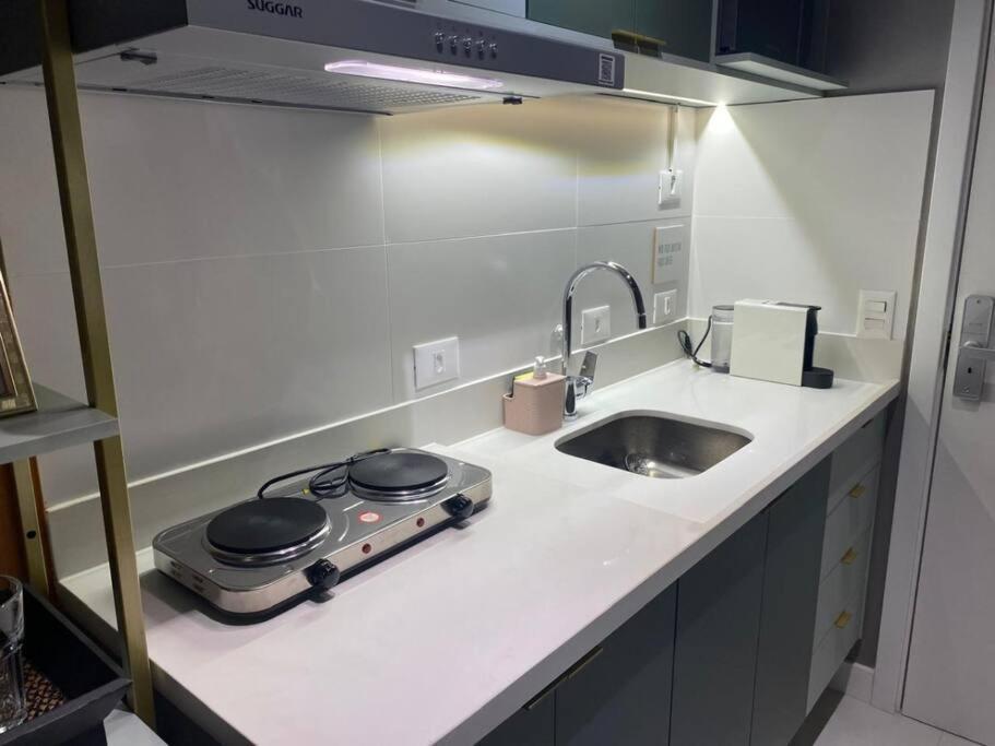 Apartamento Novo Cama Queen Prox Metro Paraiso Ivm34 *